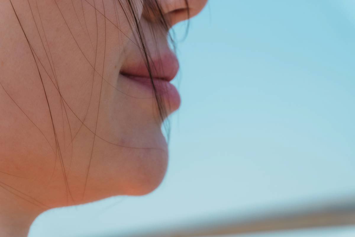 How to Achieve Lightweight Volume with Hair Rollers: The Ultimate Guide