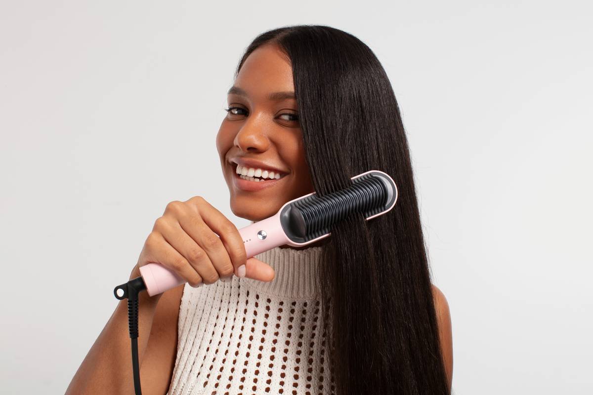 Achieve a Natural Look with Hair Rollers: Effortless Waves for Every Hair Type