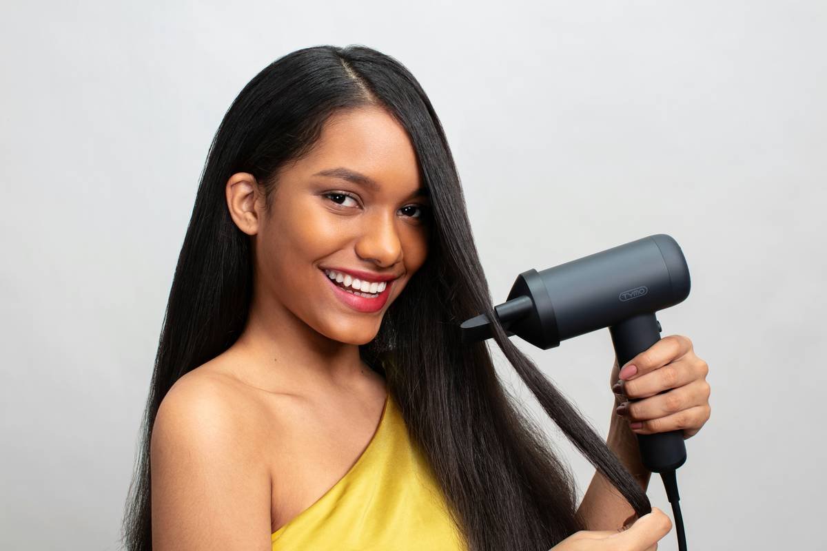 Instant Results: How to Get Salon-Worthy Curls with Hair Rollers