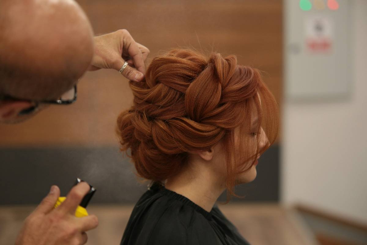 Why Your Curls Fall Flat (And How a Curling Comb Might Be the Secret Weapon You’re Missing)