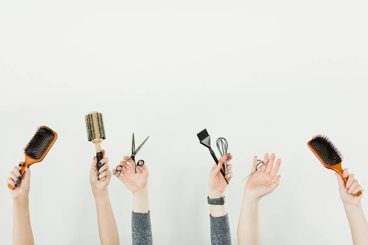 Why Your Curling Iron Holder Is Sabotaging Your Styling Routine (And How to Fix It)